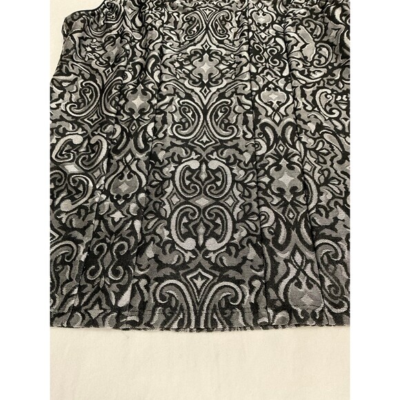 Women's Size Medium White House Black Market Top - Black & Sliver - Picture 4 of 6